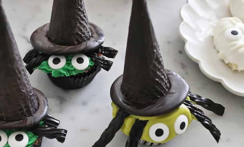 Witch Cupcakes for Halloween - A Beautiful Mess