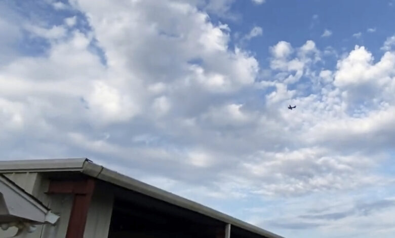 Pilot of small plane threatens to crash Walmart store in Tupelo, Miss.: NPR