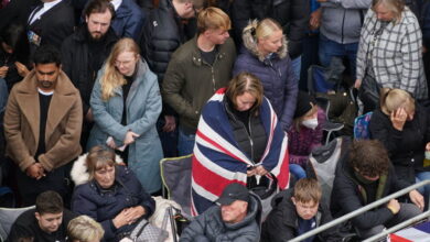 Outside Westminster Abbey, ordinary Englishmen find unity: NPR