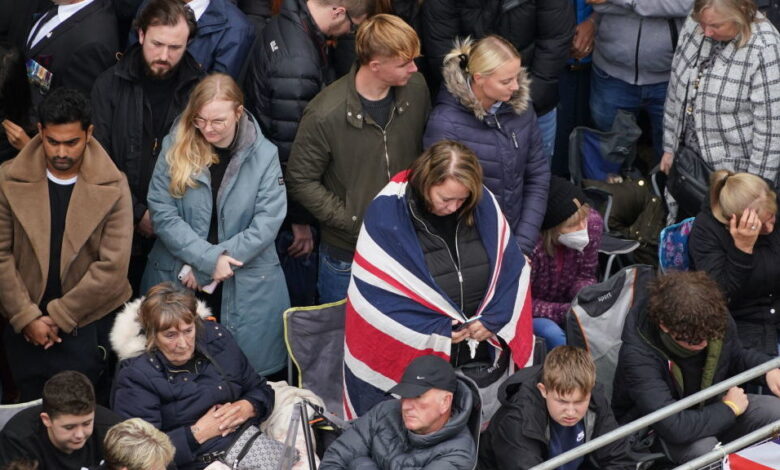 Outside Westminster Abbey, ordinary Englishmen find unity: NPR