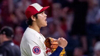 Shohei Ohtani throws gems, contributing to both runs in the Los Angeles Angels' 2-1 win over the Mariners