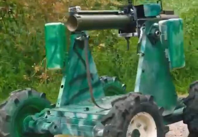 Ukrainian soldiers demonstrate a remote-controlled missile launcher (Video)