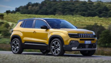 Jeep Avenger EV revealed at Paris Motor Show with FWD and 249 mile range