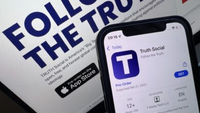 Trump urges Digital World shareholders to vote on delay of Truth Social merger