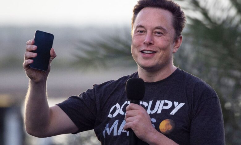 Elon Musk, new owner of Twitter, tweets baseless conspiracy theory about Paul Pelosi attack