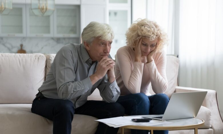 How to Retire Amid Inflation, According to Financial Advisors