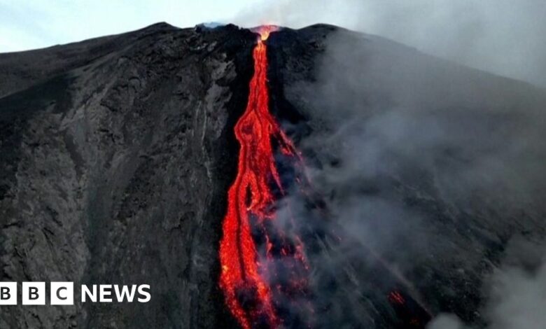 Stunning video shows Italian volcano erupting again