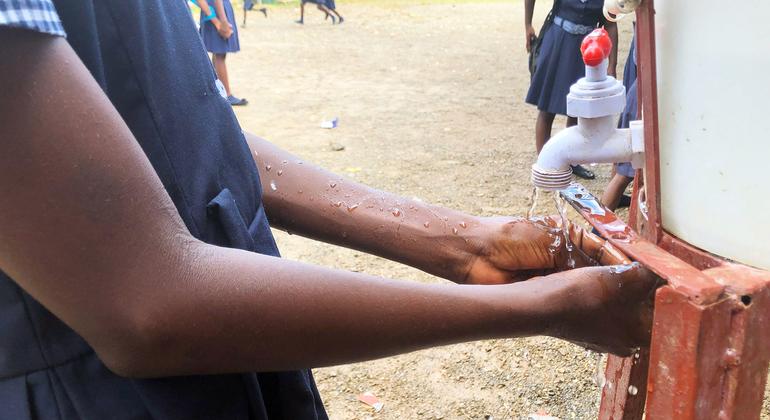 Haiti: UN supports Government efforts to stamp out cholera |