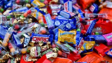 What is the most popular Halloween candy in your state?  |  FN Dish - Behind the scenes, Food Trends and Best Recipes: Food Network