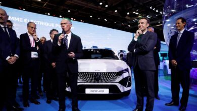 Stellantis CEO and EU CEO can't agree on electric cars