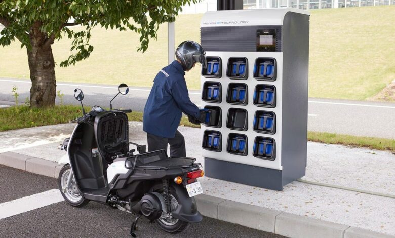 Honda is bringing battery exchange stations to Japan