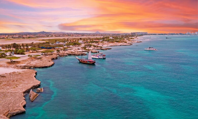 Return flights to Aruba for as low as $290