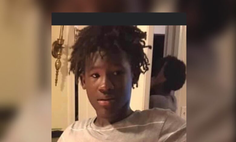 Community outraged after Mississippi teenager was fatally shot by police