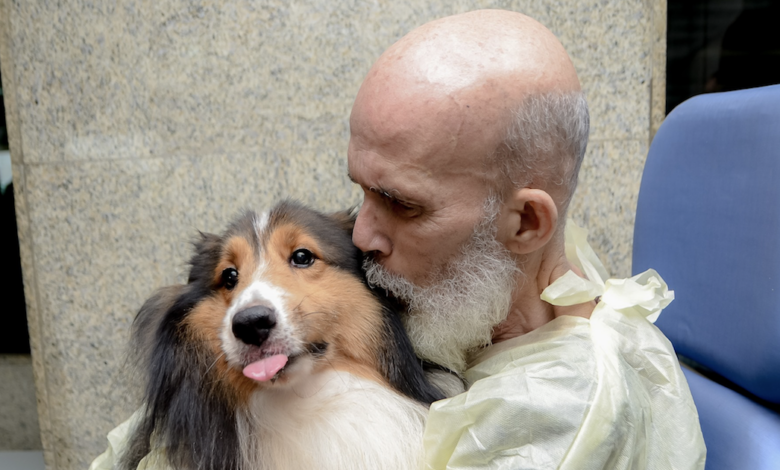Cancer patient's health improves after being examined by his dog