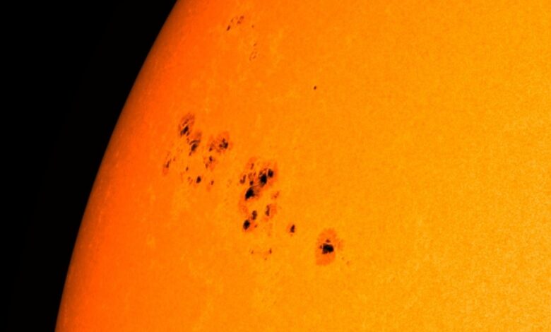 New Sunspot Could Cause Dangerous Sunbeams on Earth - Rise to That?
