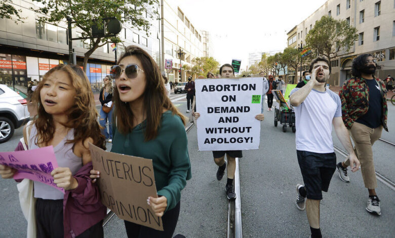 Californians will vote on abortion rights.  But for any point in pregnancy?  : Shots