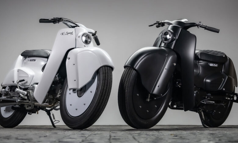 Black and white: Two K-Speed ​​Honda Super Cubs