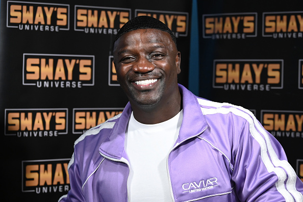 Akon received a $7.5k hair transplant in Turkey to get her new hair!