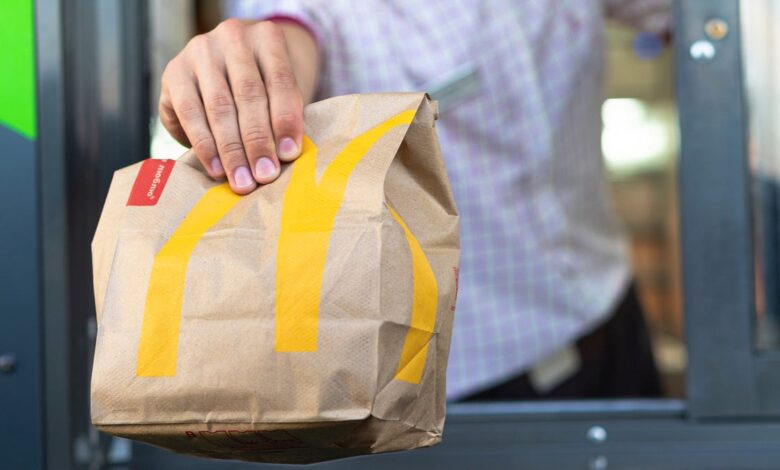 McDonald's và Burger King vừa nhận được một thông điệp đáng ngạc nhiên từ những khách hàng quan trọng