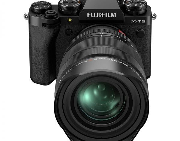 Fujifilm launches X-T5