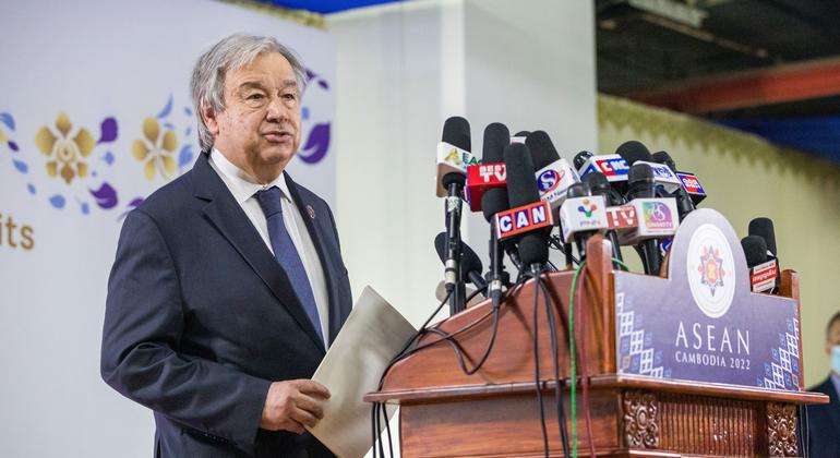 Secretary-General upholds the importance of a single global economy |