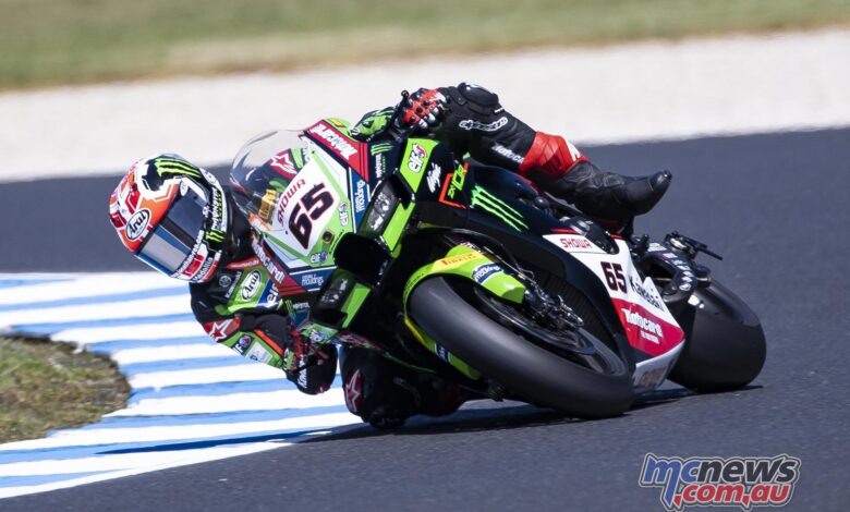 Jonathan Rea beat Bautista for P1 on opening day at Phillip Island