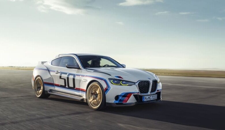 2022 BMW 3.0 CSL is the manual, rear-wheel drive version of the 1970s