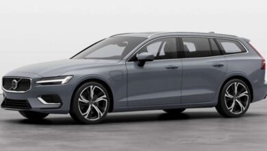 2023 Volvo V60 Recharge T8 Ultimate in Malaysia - 462 PS, 709 Nm PHEV with 90 km EV range;  from RM322k