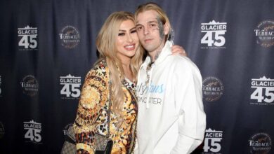 Aaron Carter's old friend, Melanie Martin, reacts in tears to the news of his death