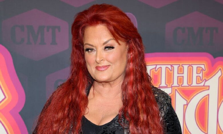 Wynonna Judd shines at The Judd's final concert for her late mother Naomi
