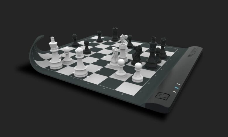Square Off Pro chessboard rekindled my love of chess