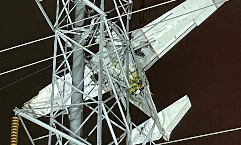 Plane crashes into transmission tower, trapping passengers: NPR