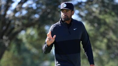 Houston Open 2022 standings, scores: Tony Finau maintains lead through tough conditions in Round 3