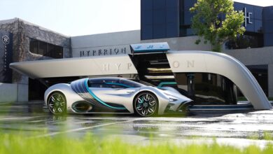 Mobile hydrogen station could support Hyperion fuel cell supercar