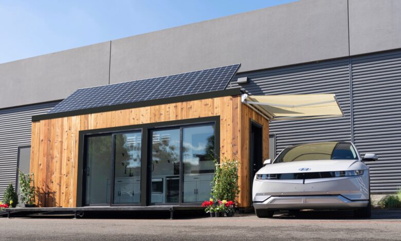 Hyundai Home helps EV buyers set up charging, solar, energy storage