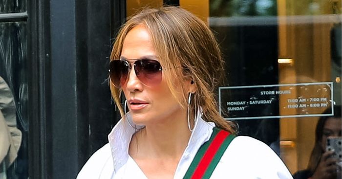 Jennifer Lopez's beautiful bra is absolutely worth the money