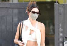 Kendall Jenner wears a new trend of leggings