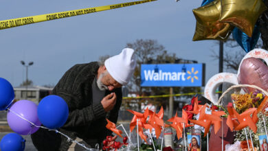 Walmart gunman buys pistol to kill colleague and leaves 'Death Note'