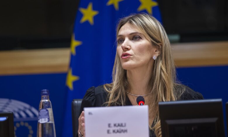 European Parliament sacks Vice President Eva Kaili after allegations of corruption in Qatar