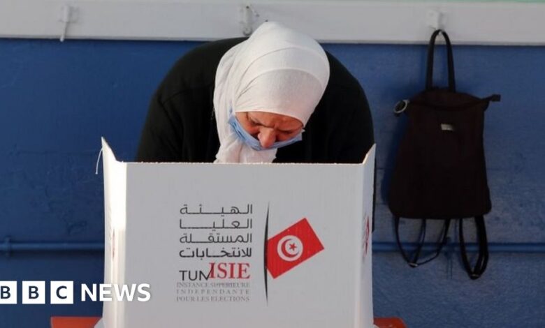 Tunisia: President Saied calls for resignation after 'failed' elections