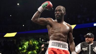 Terence Crawford is hot, Teofimo Lopez is struggling