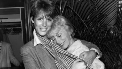 Jamie Lee Curtis honors mother Janet Leigh
