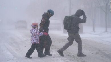 Winter storms and extreme cold sweep the US