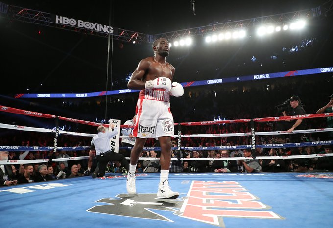 Terence Crawford knocks out David Avanesyan in 6 rounds