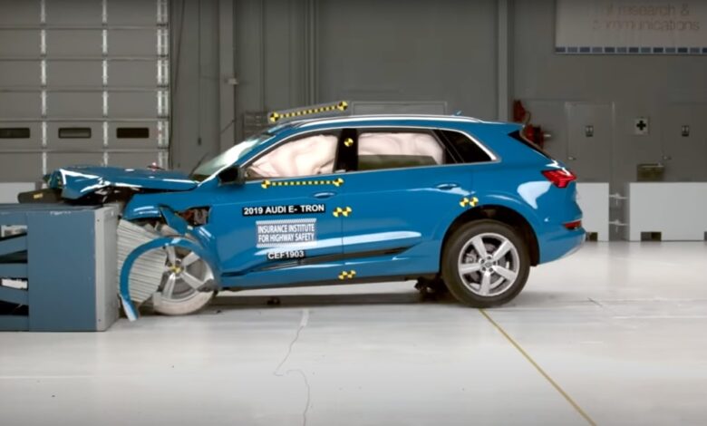 IIHS torturing equipment with beefy Ford pickups