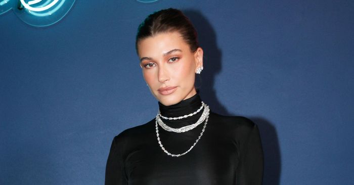 Hailey Bieber has worn the 2023 micro trend that is going viral