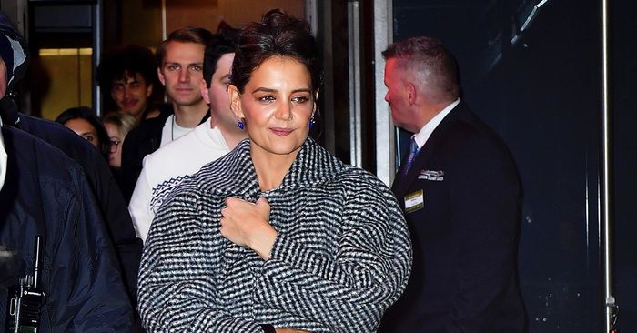 Katie Holmes in controversial Y2K outfit on red carpet