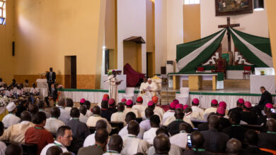 Pope Francis calls for peace in South Sudan during his visit
