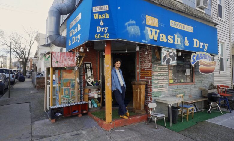 27-year-old pays $1,850 to live in an old laundromat in NYC