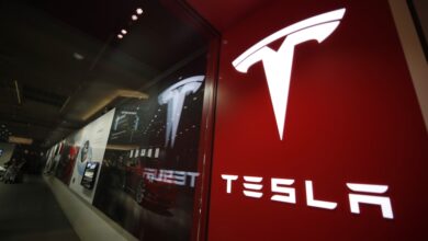 Tesla workers in New York launch campaign to form unions